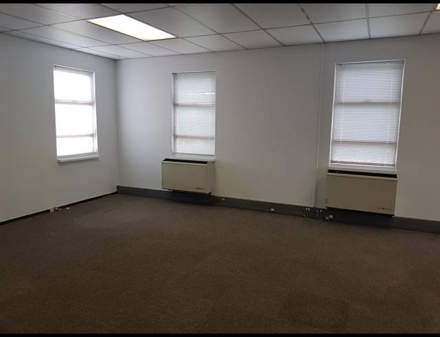 OFFICE PROPERTY TO RENT IN BOSKRUIN